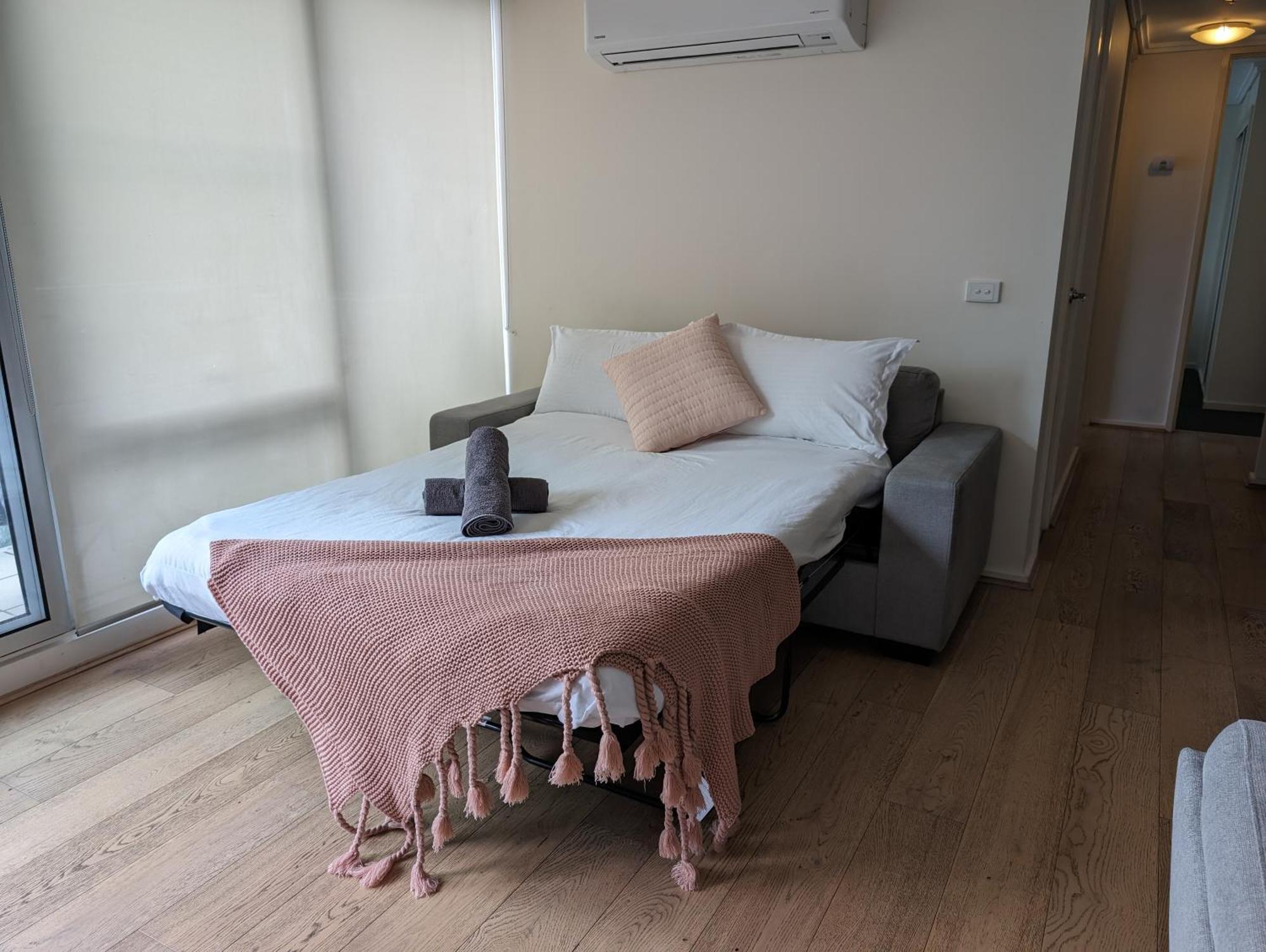 Apartment Spacious In Southbank - Sleeps 6 Melbourne