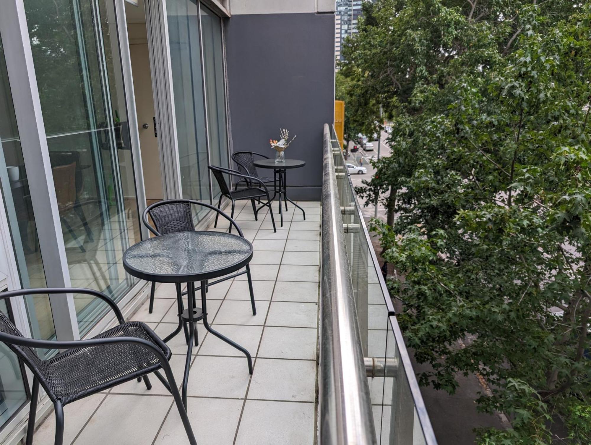 Spacious In Southbank - Sleeps 6 * Melbourne