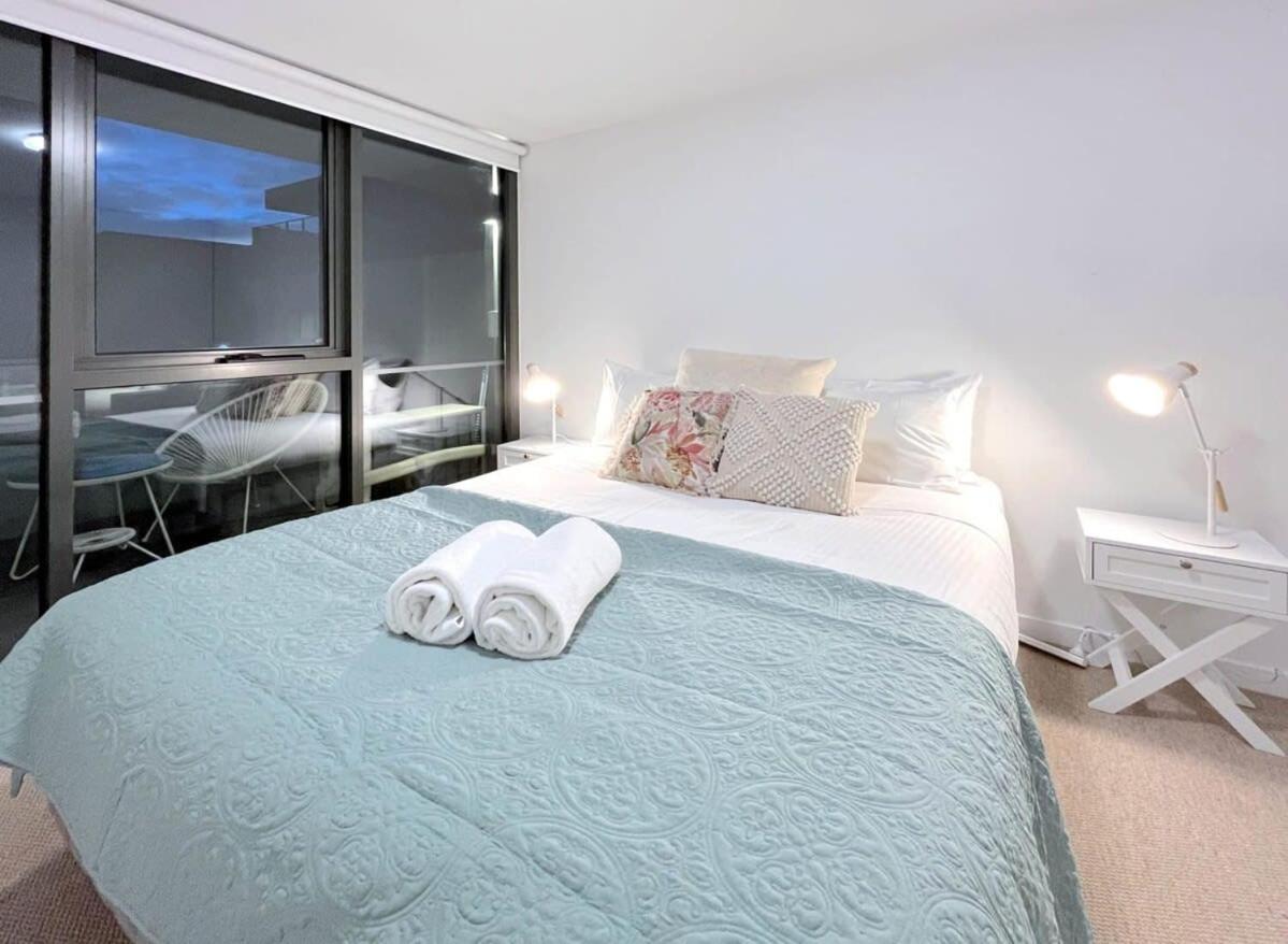 Pride Moonee Ponds 1b2b Nest *