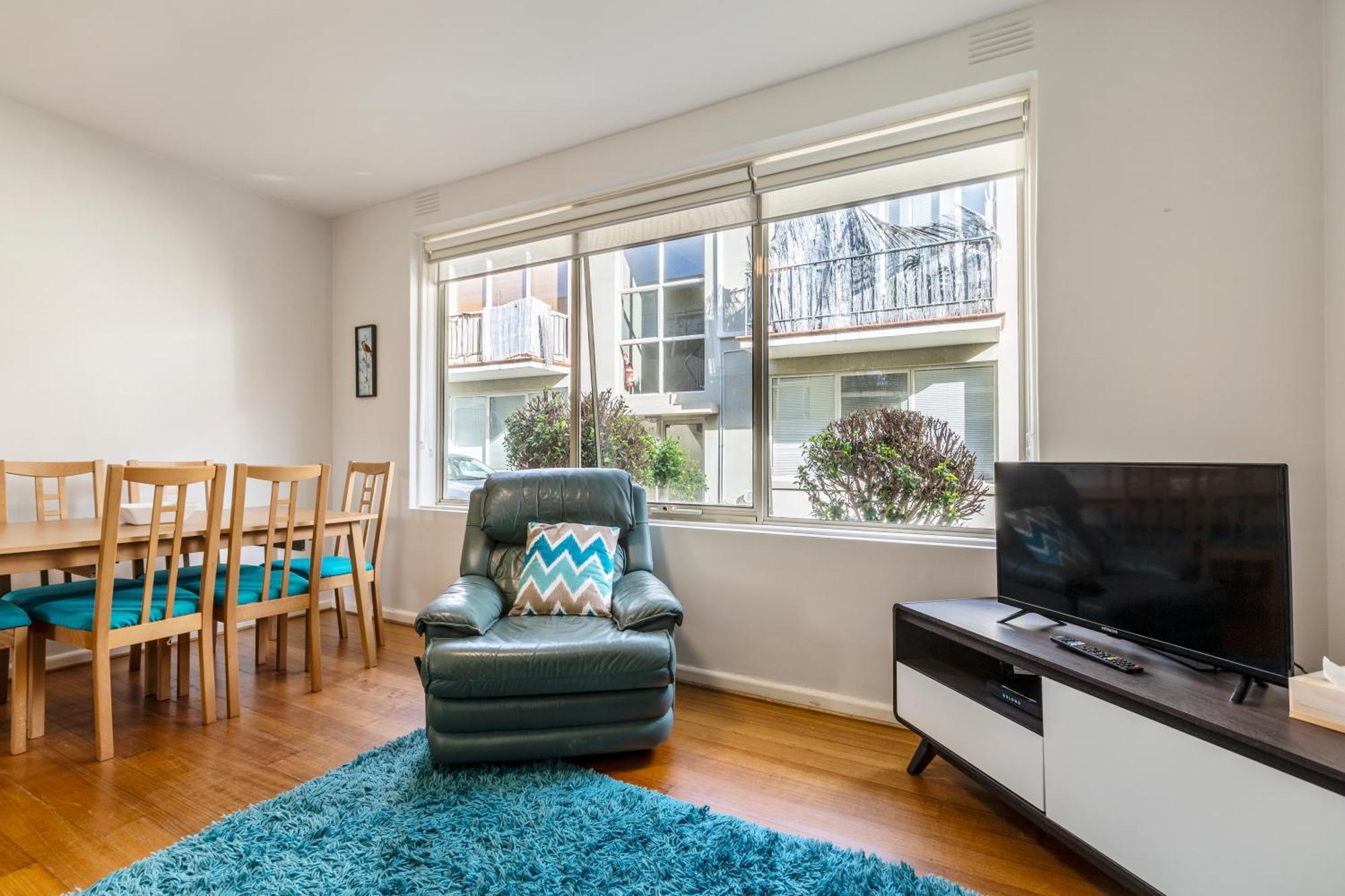 Quaint & Homey Ripponlea Flat Melbourne