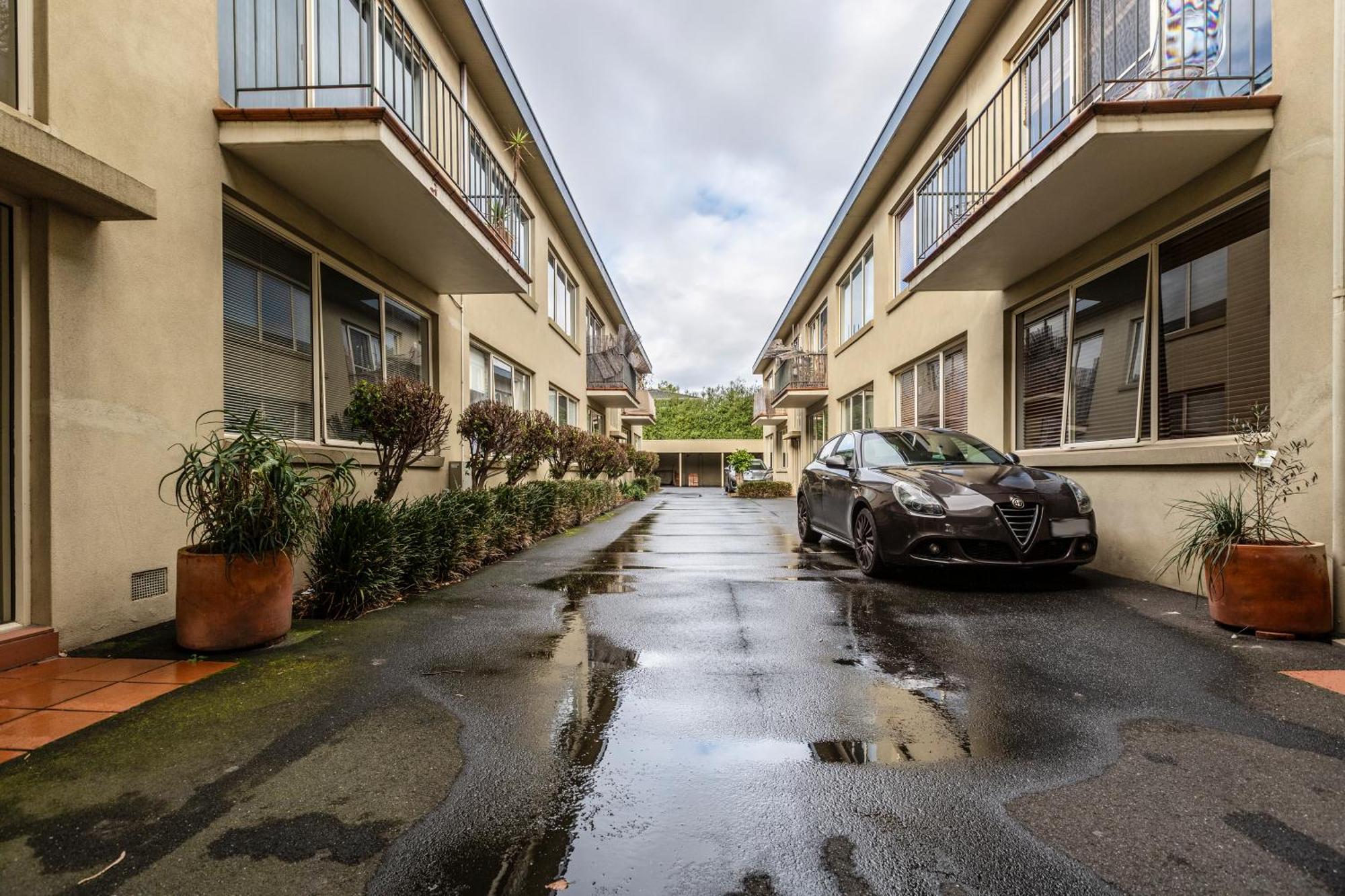 Quaint & Homey Ripponlea Flat Melbourne