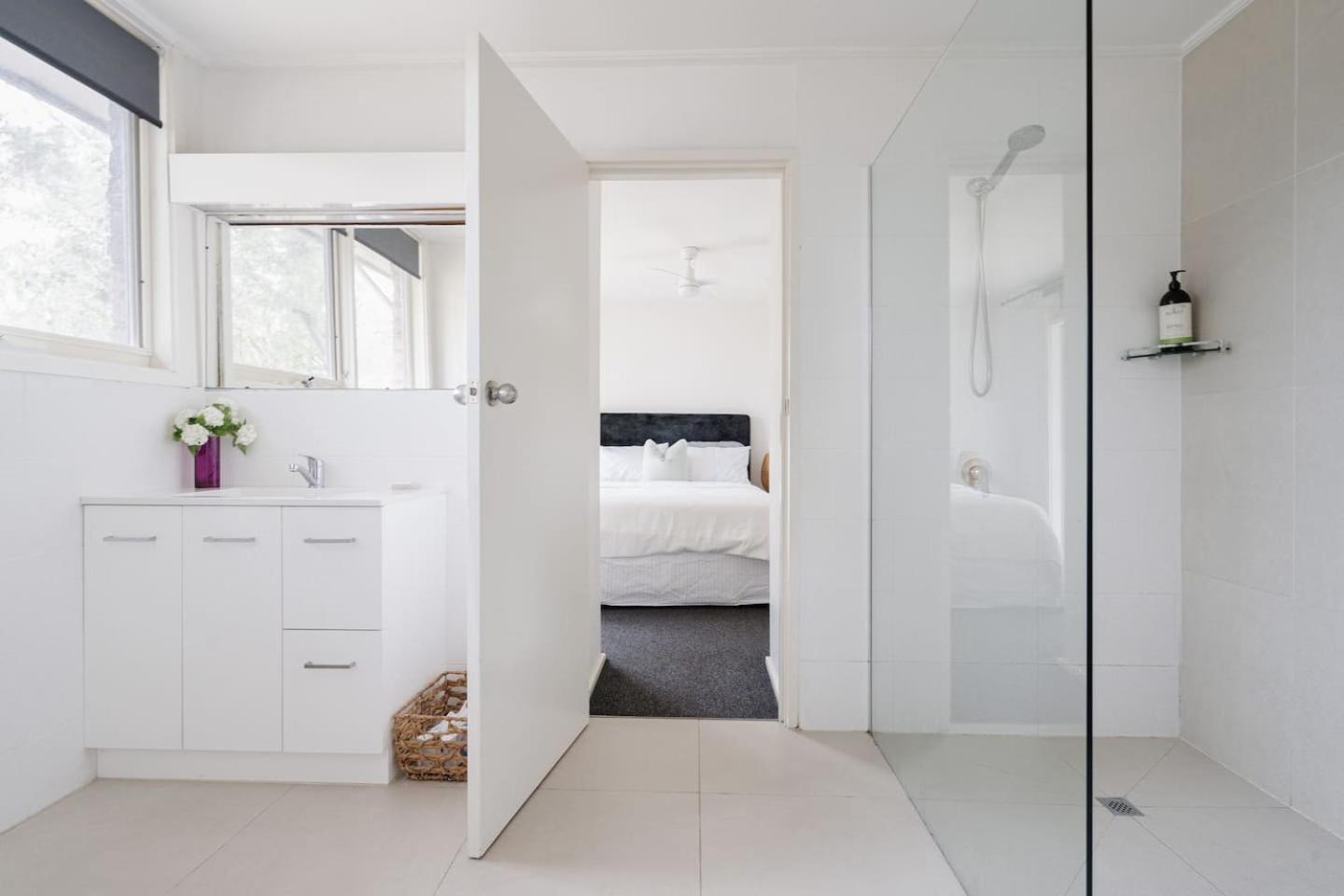 Uncover Mount Eliza's Charm From Local *