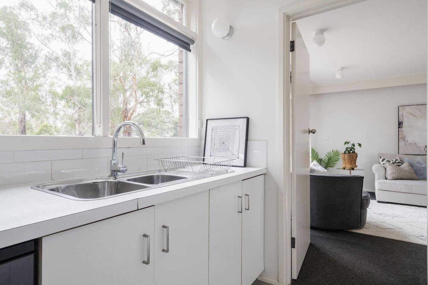 Holiday home Uncover Mount Eliza's Charm From Local Melbourne