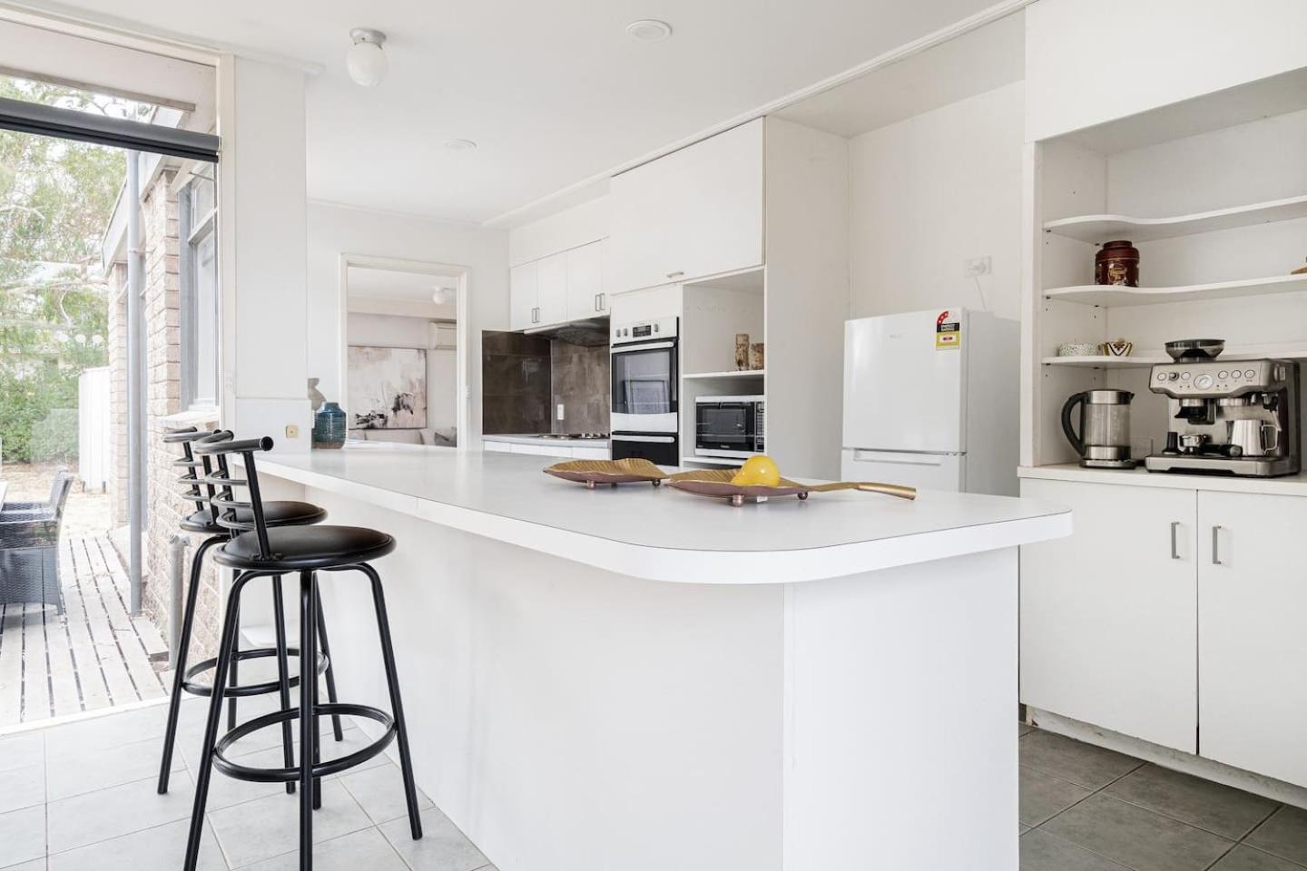 Holiday home Uncover Mount Eliza's Charm From Local Melbourne