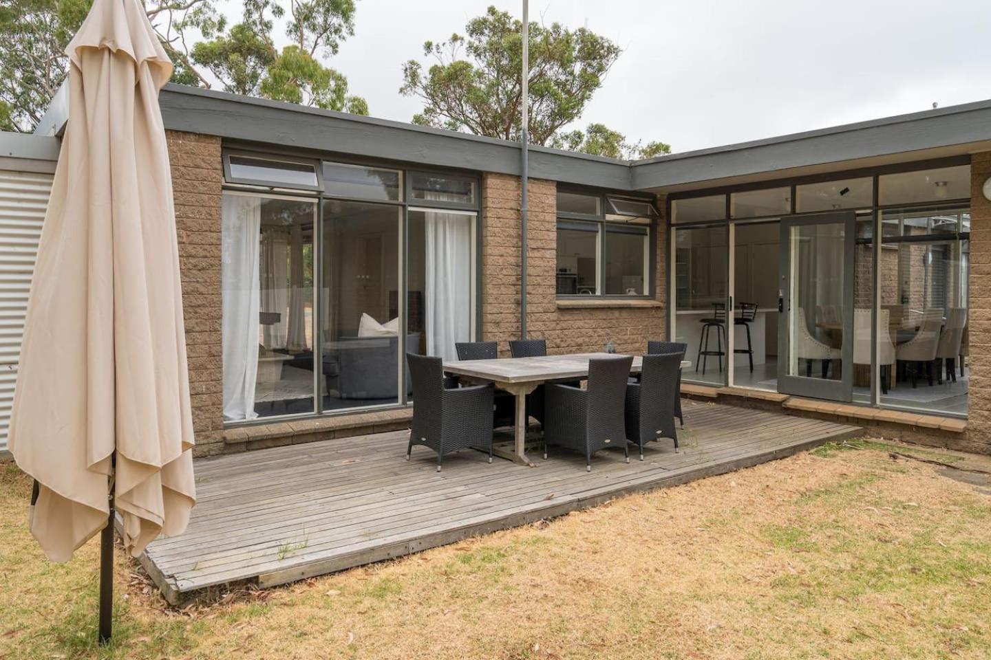 Uncover Mount Eliza's Charm From Local Melbourne