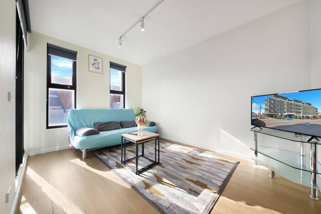 Apartment Location 2 Bedroom Amazing View & Free Parking *