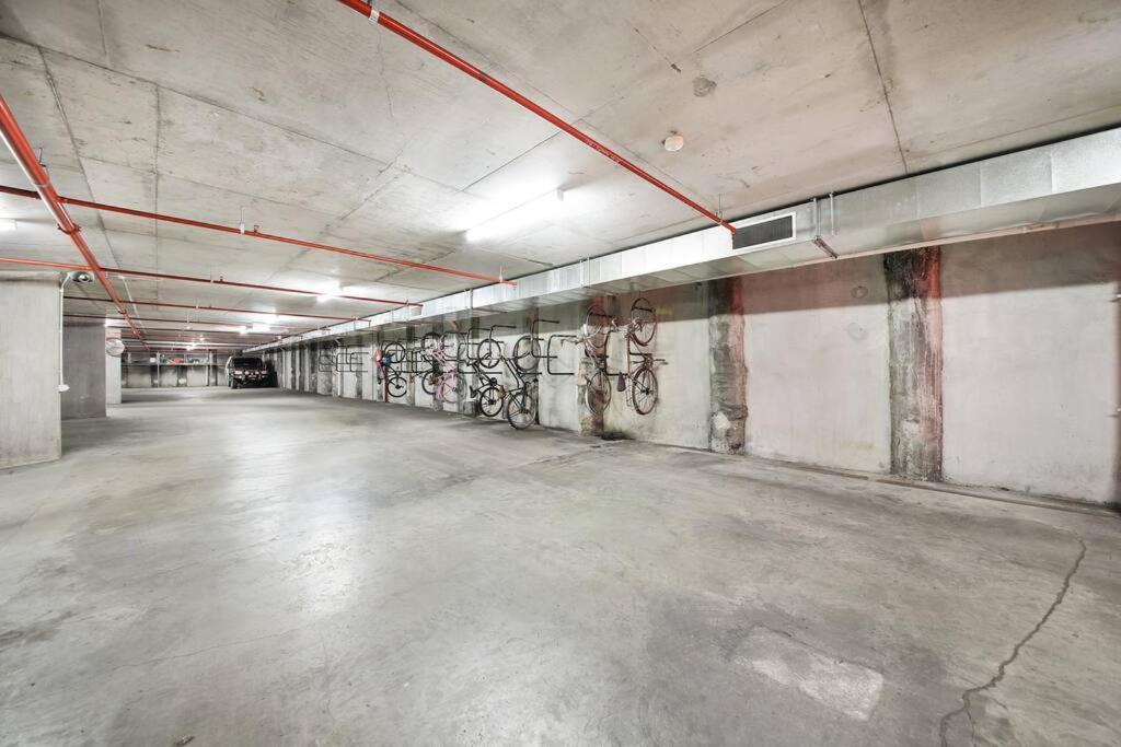 Location 2 Bedroom Amazing View & Free Parking Melbourne