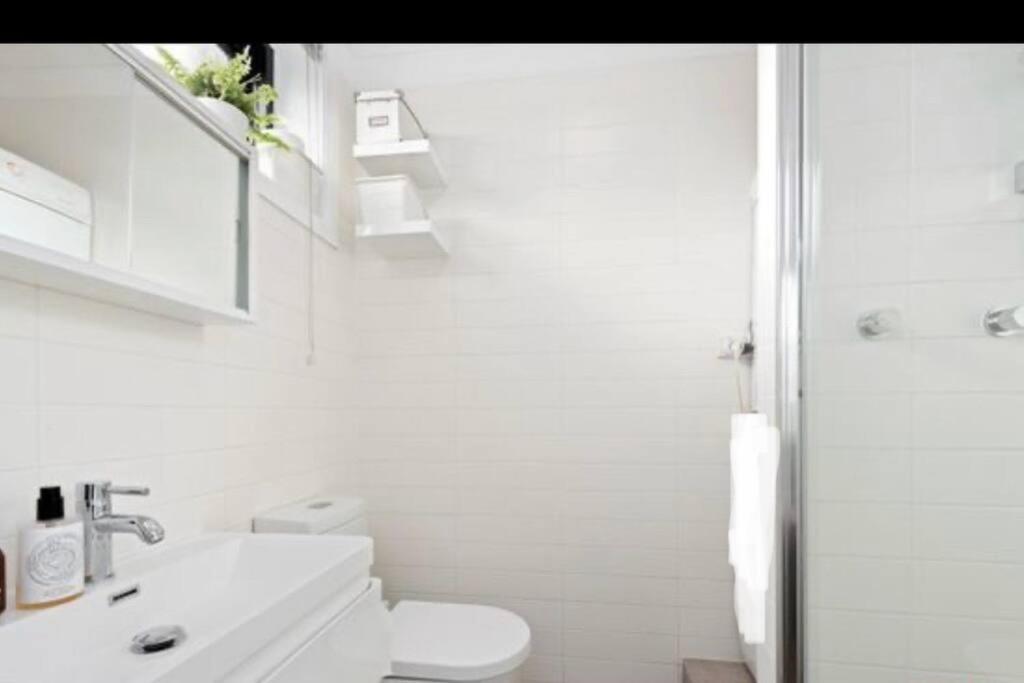 Apartment Richmond Modern Escape Near Mcg *
