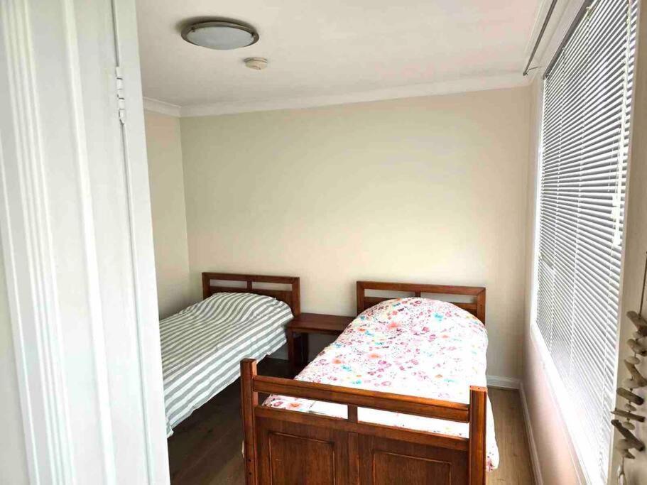 Richmond Modern Escape Near Mcg *