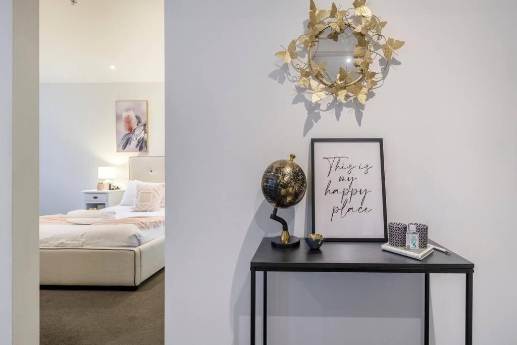 ☆epic☆family-friendly☆wfh Area☆parking☆balcony Apartment *