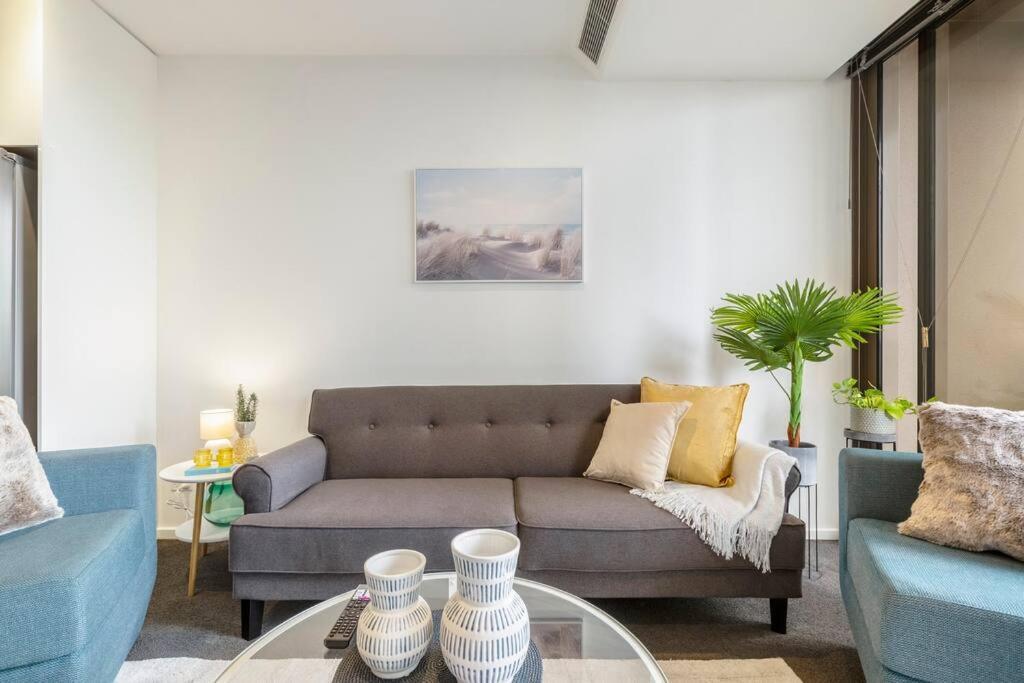 ☆epic☆family-friendly☆wfh Area☆parking☆balcony Apartment *