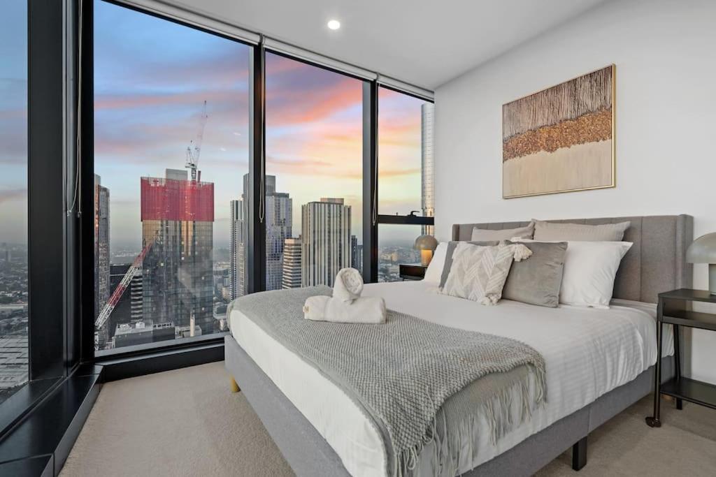 Apartment Impressive Skyline 2b2b1c In Mel