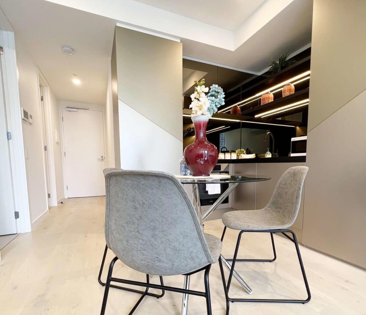 Beautiful 2b1b Cbd Apartment *