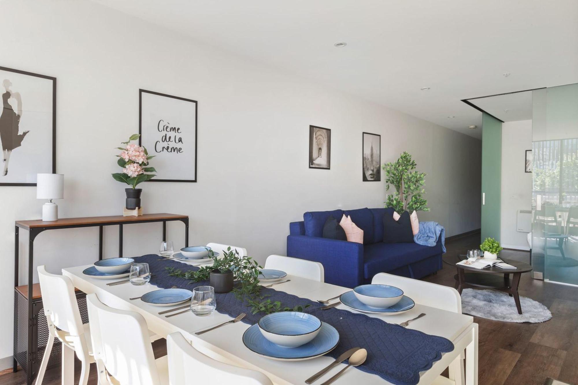 Comfy 2br Apt Only A-4-min Walk To Victoria Market