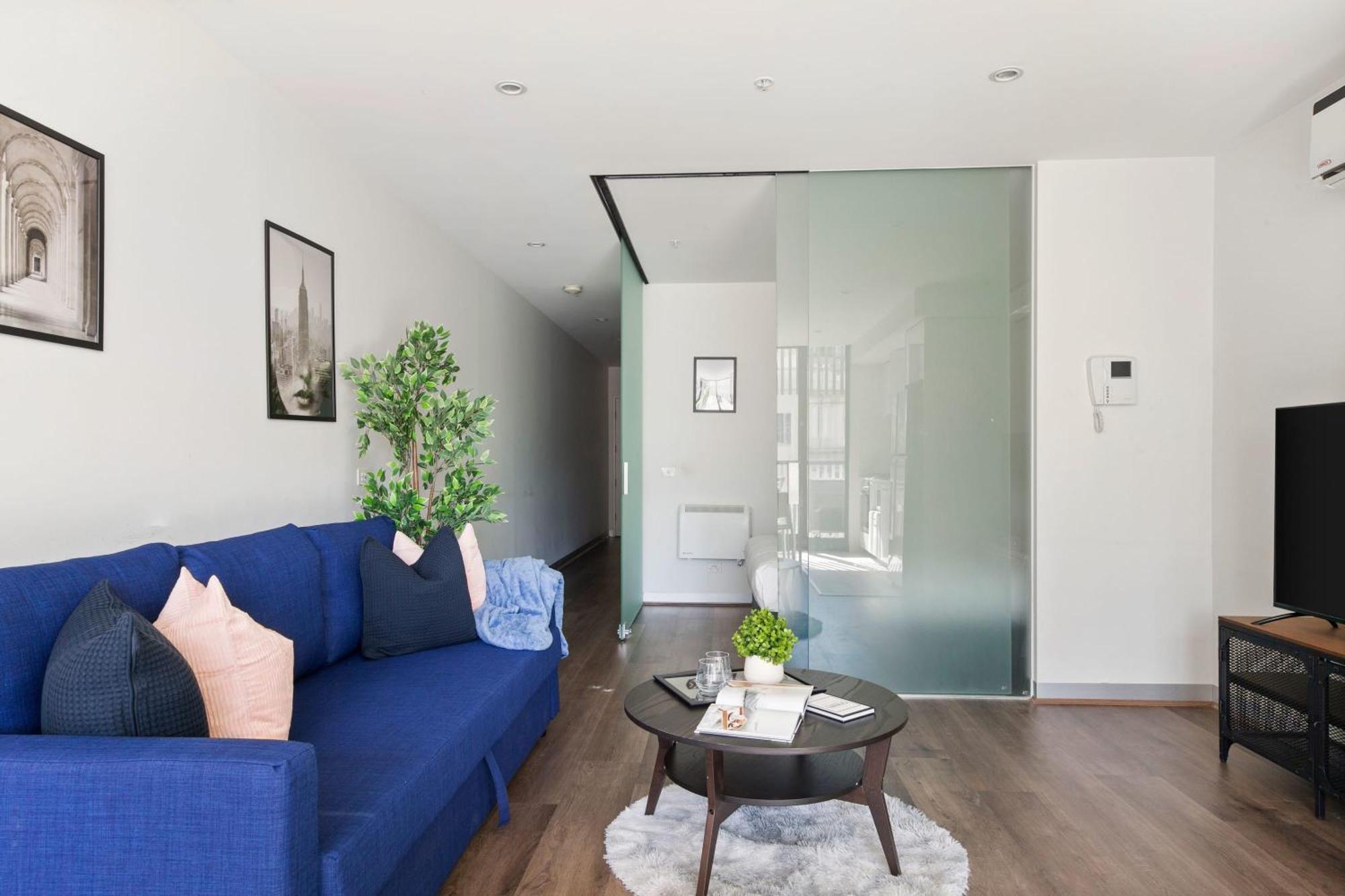 Comfy 2br Apt Only A-4-min Walk To Victoria Market * Melbourne