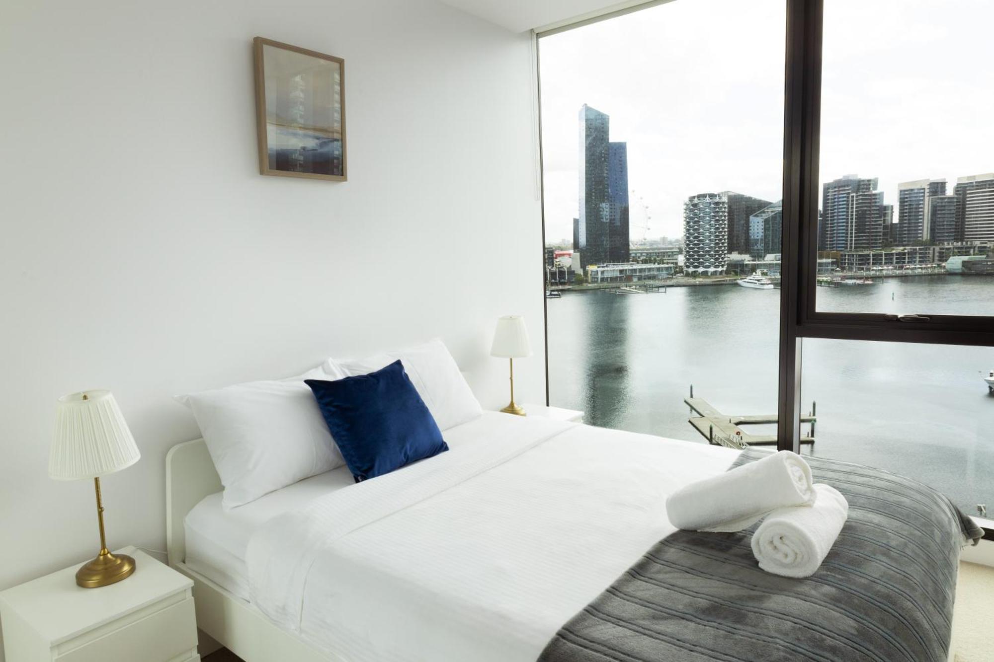 Pars - Collins Wharf Waterfront, Docklands Melbourne