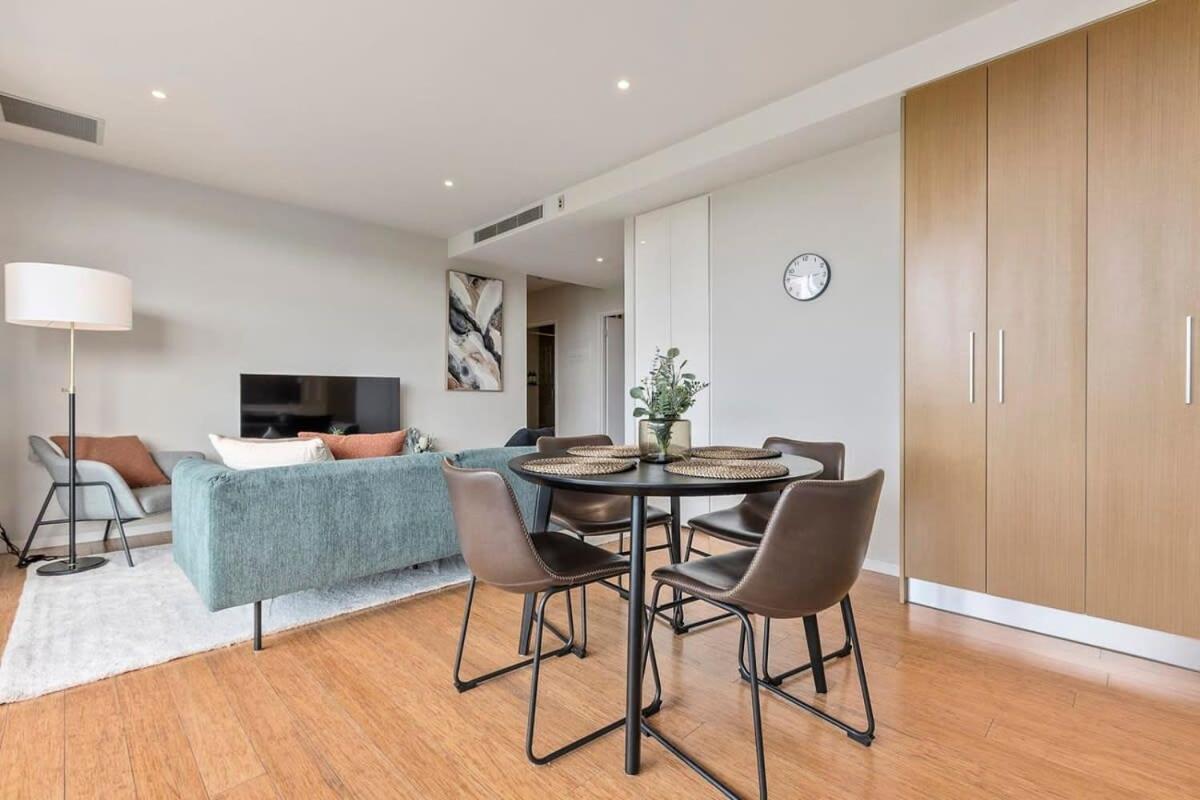 Riverside Haven Abbotsford Apartment