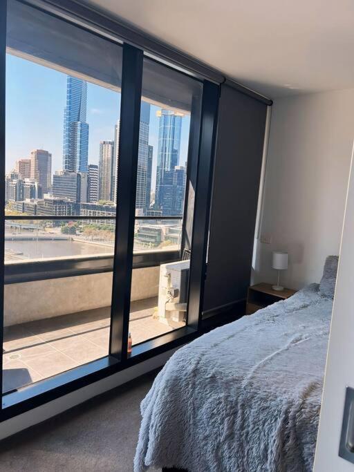 Beautiful Cbd Apartment, * Melbourne