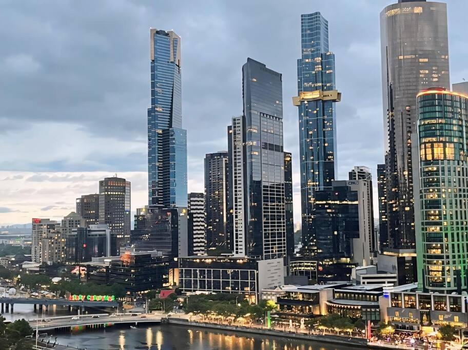 Beautiful Cbd Apartment,
