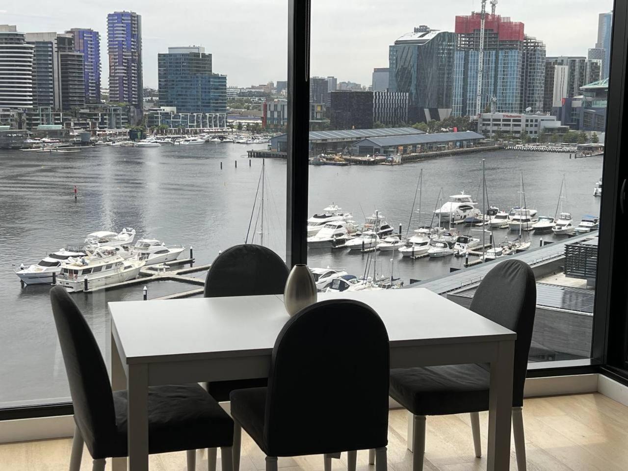 Apartment Pars - Collins Wharf Waterfront, Docklands *