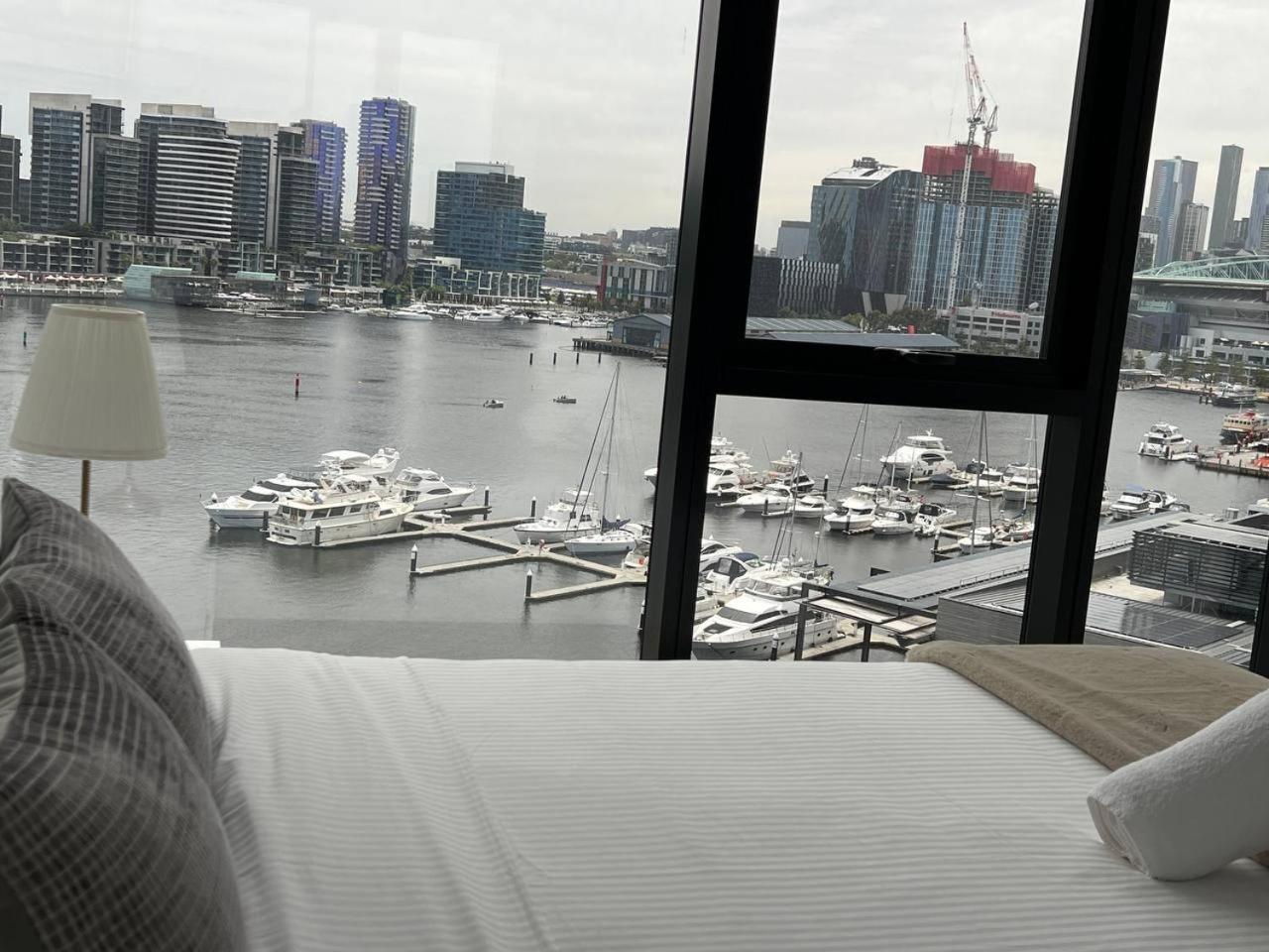Pars - Collins Wharf Waterfront, Docklands * Melbourne