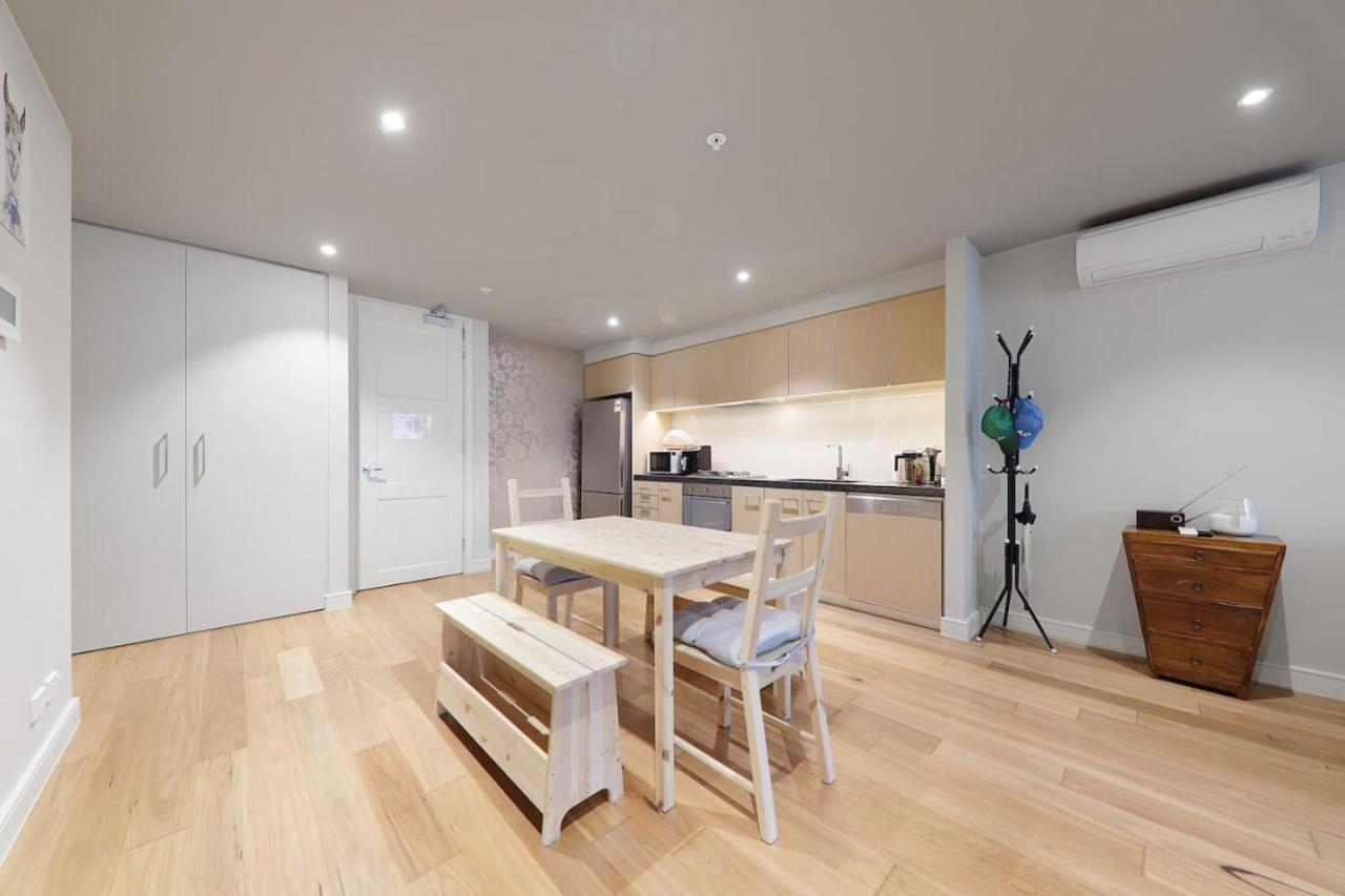 A Flagstaff Gardens Favourite Apartment Melbourne