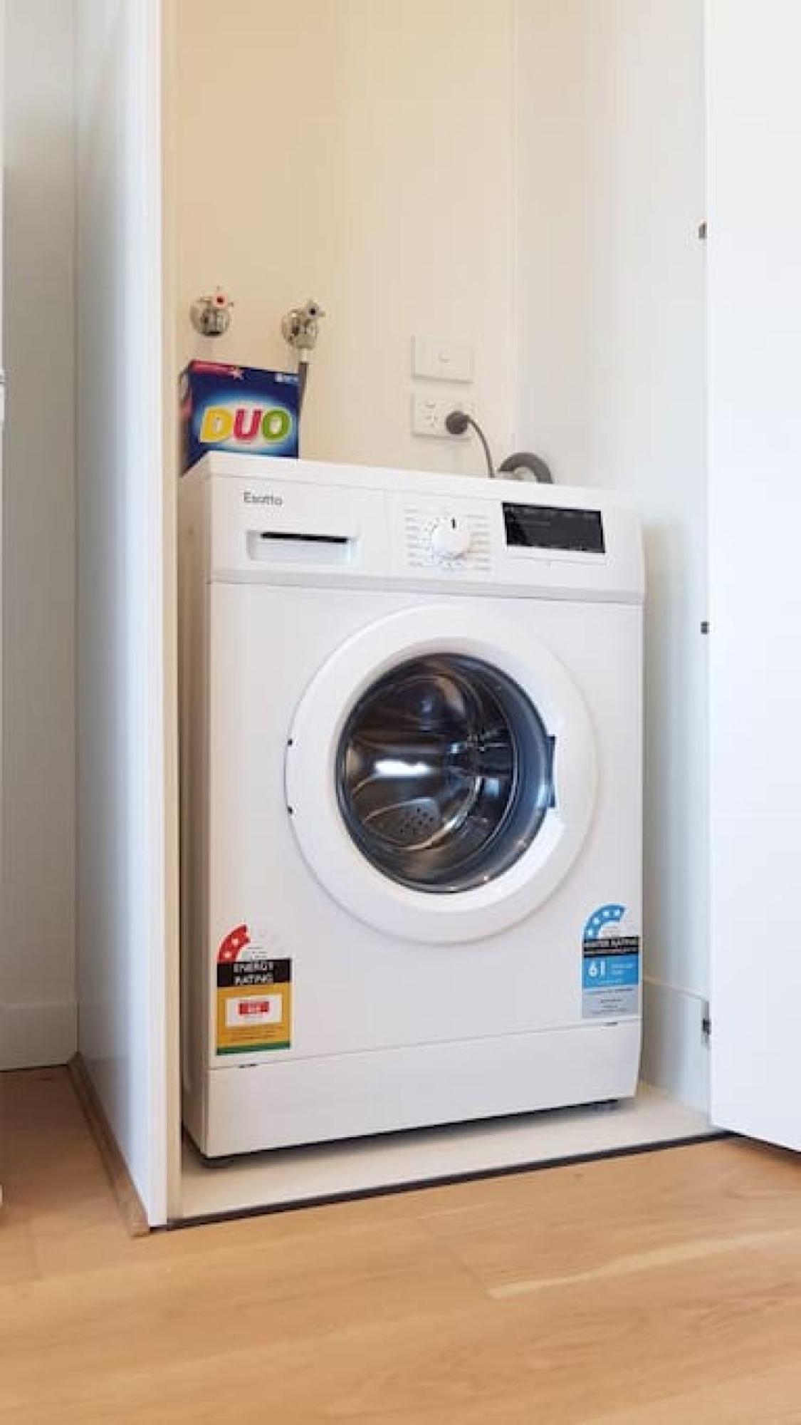 Apartment Sydney Rd Brunswick Train Tram Parking Wifi Melbourne