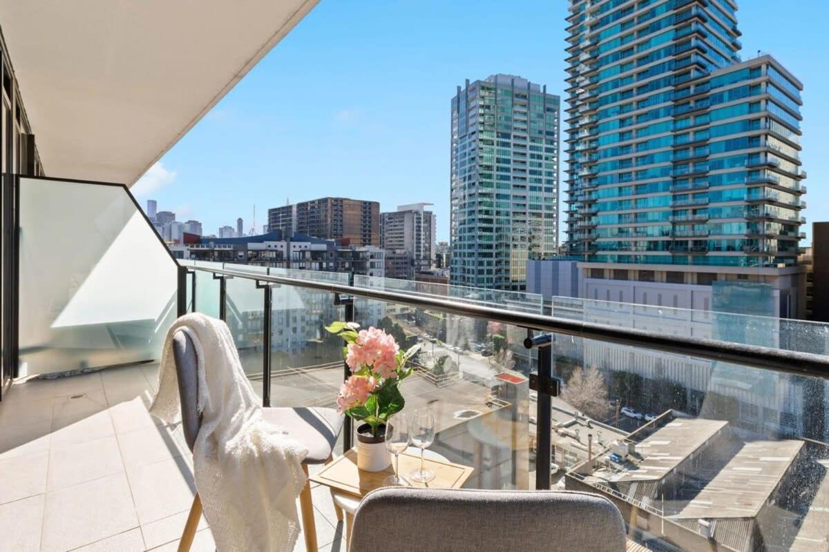 A 2br Near Shrine Of Remembrance Free Parking Apartment *