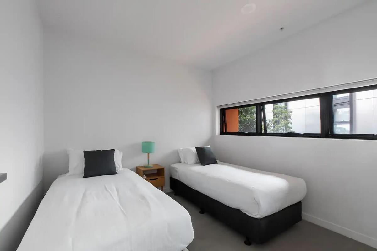 A 3br Next To Zoo Free Parking