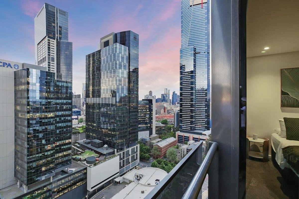 A Modern 2br With Views Free Parking * Melbourne