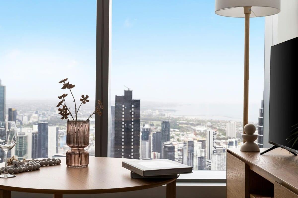 A Chic 2br With Panoramic Views Free Parking * Melbourne