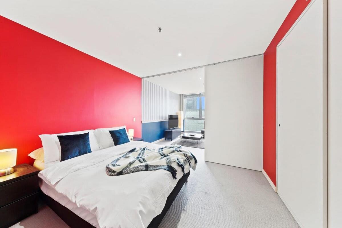 Apartment Comfy Cbd In Qv With Views Free Parking
