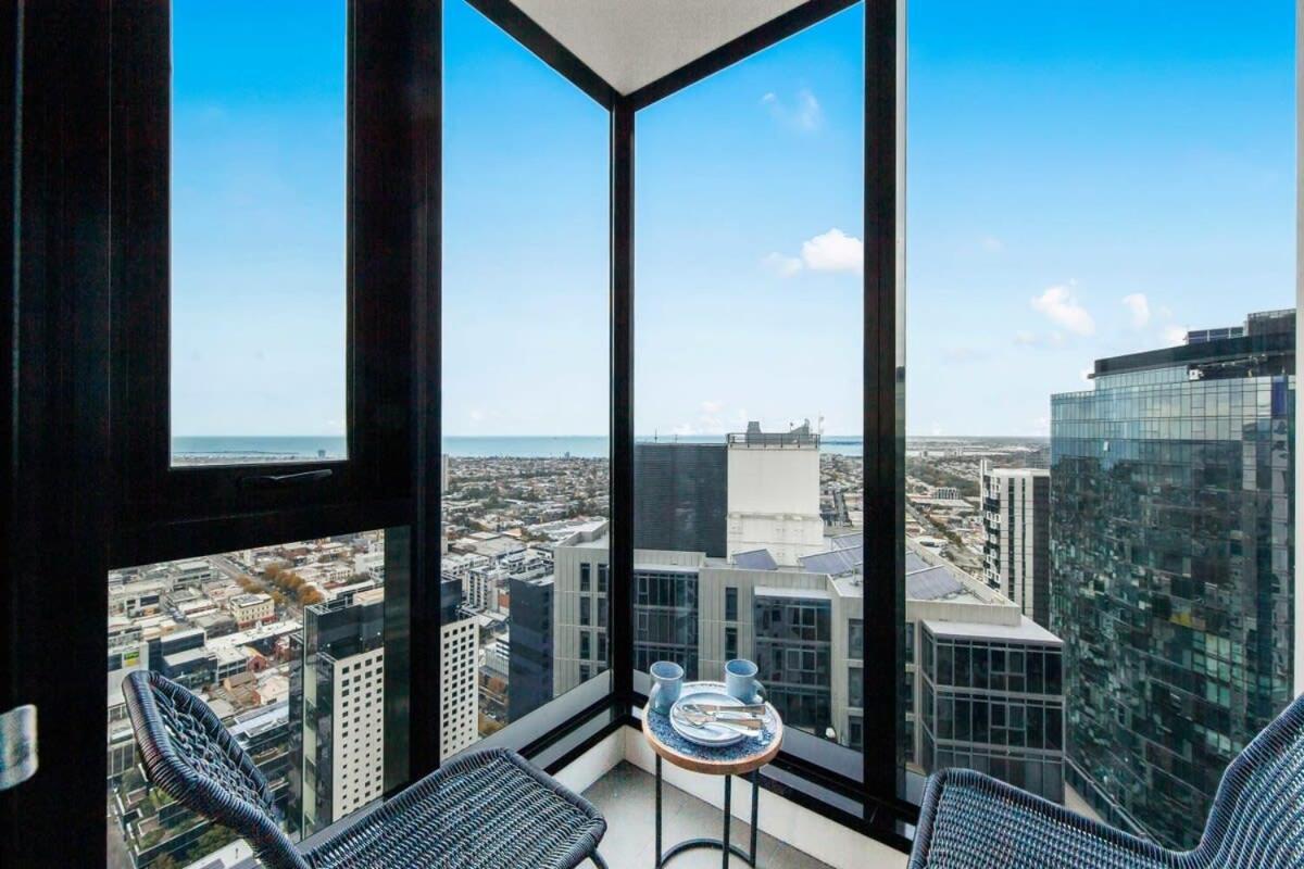 A Lux 2br Apt With Panoramic Views, Free Parking Apartment *