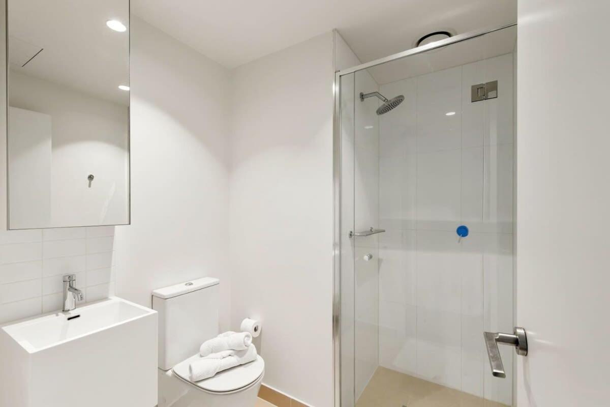 A Lux 2br Apt With Panoramic Views, Free Parking Apartment