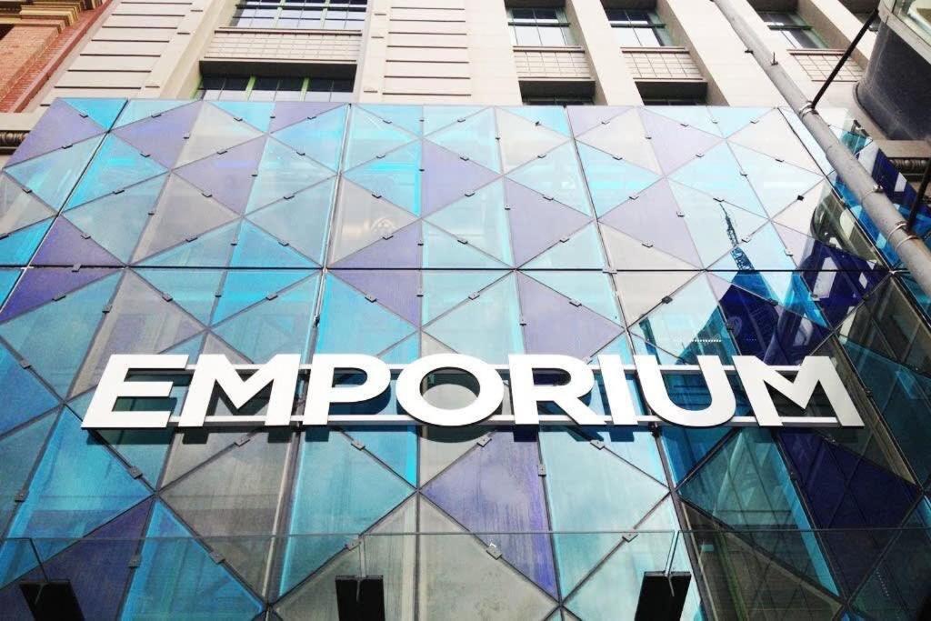 Stylish & Modern 2br Near Victoria Market Apartment Melbourne