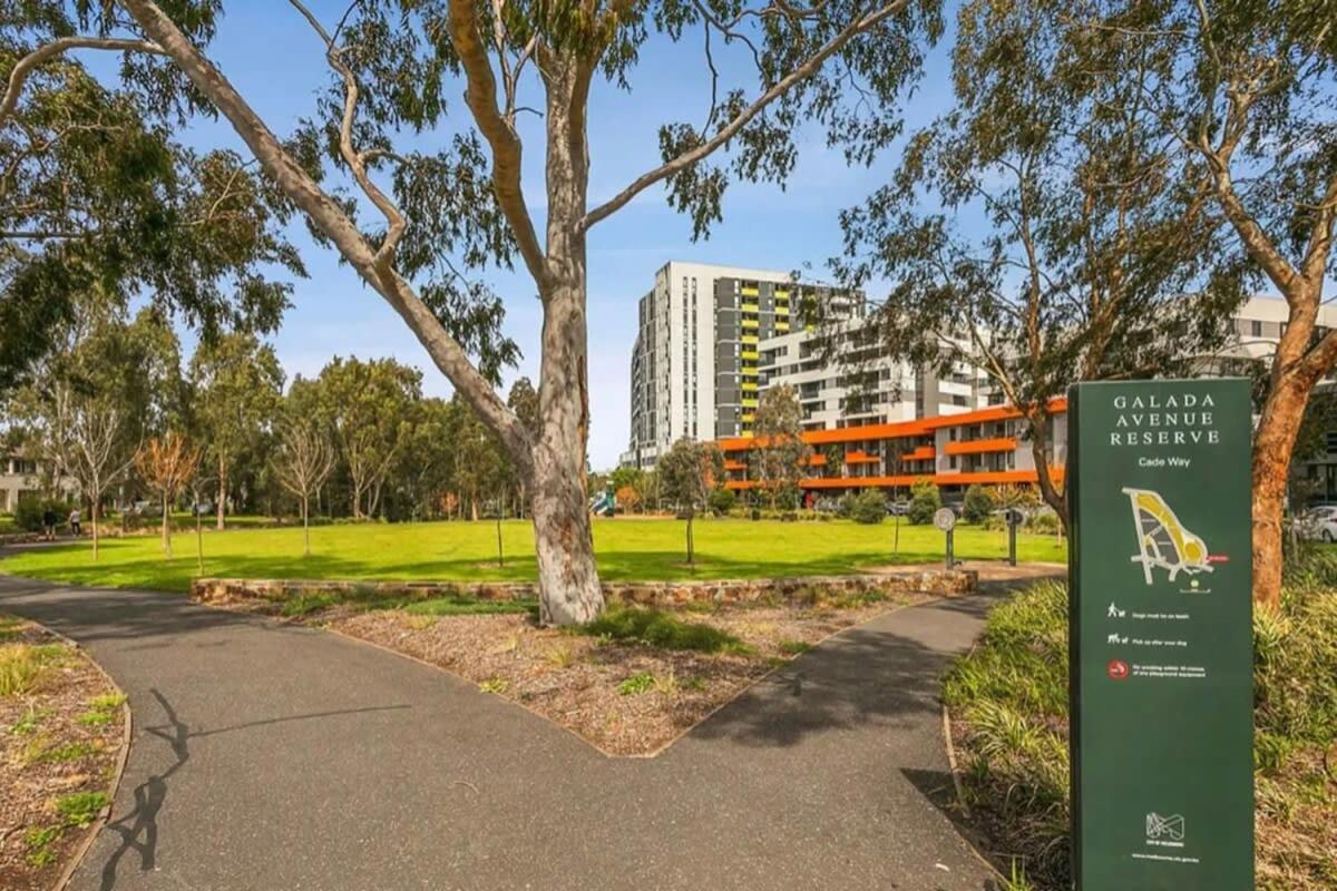 A 3br Next To Zoo Free Parking Apartment *