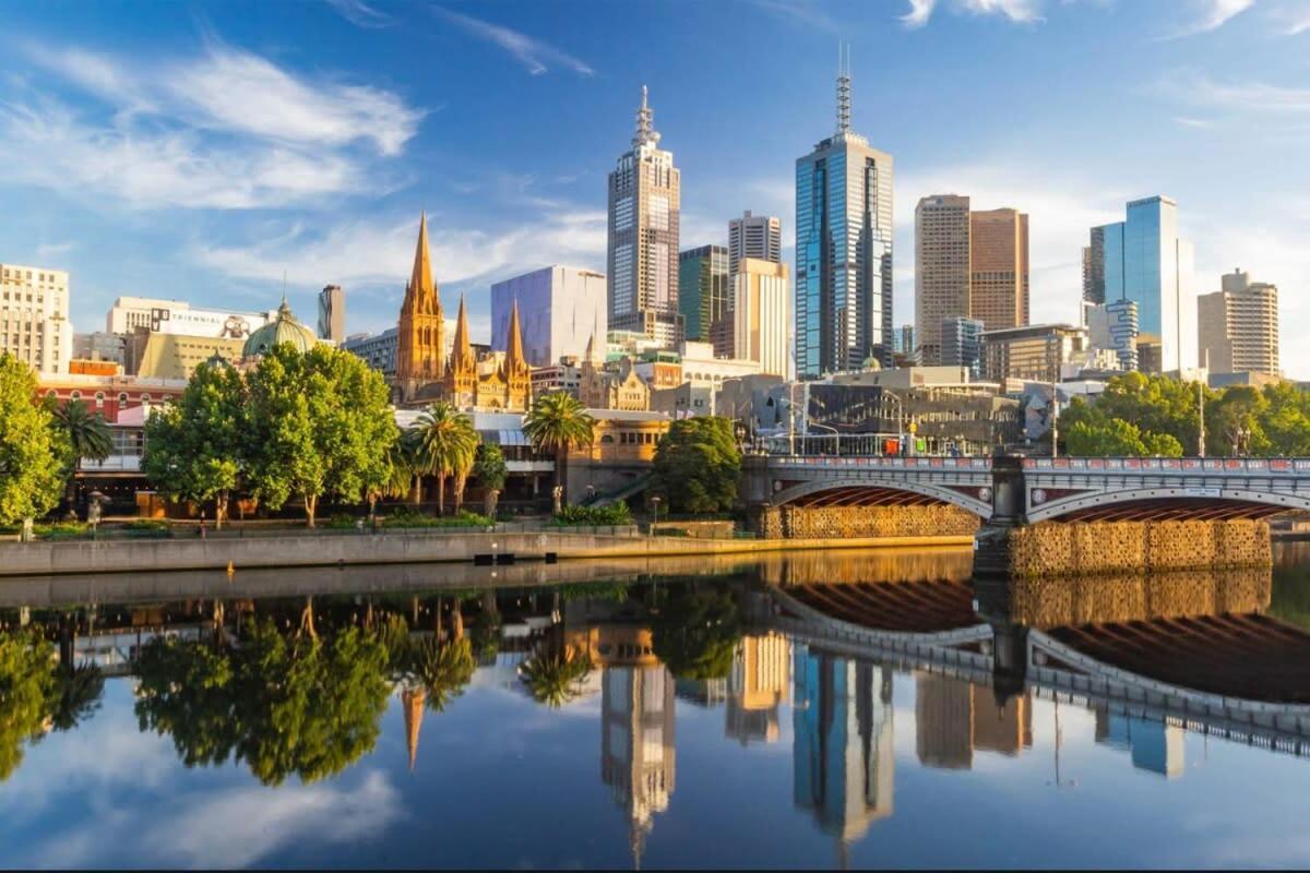 A 3br Next To Zoo Free Parking Melbourne