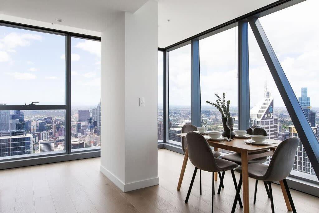 Apartment A 2br With Amazing Views, Free Parking
