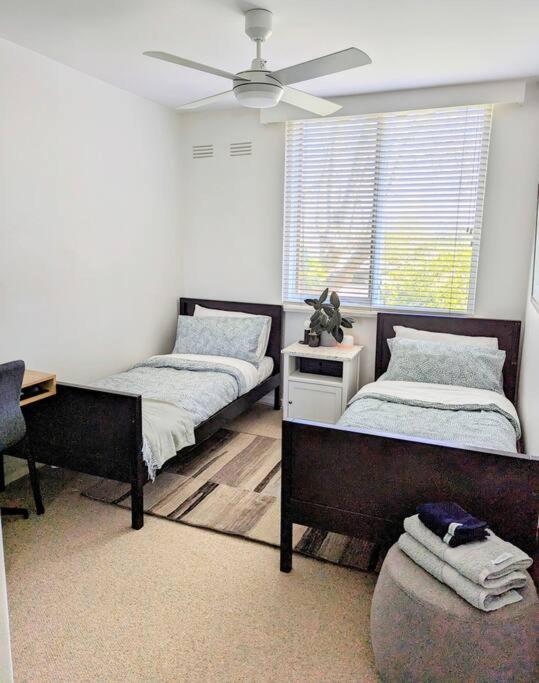 Riverside Haven On City Doorstep *