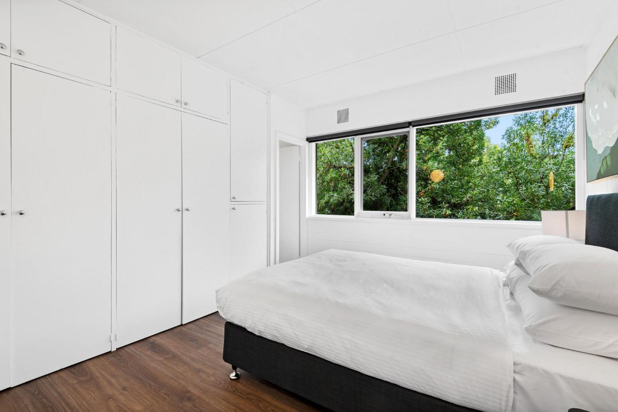 Peaceful 1-bed Near The Centre Apartment *