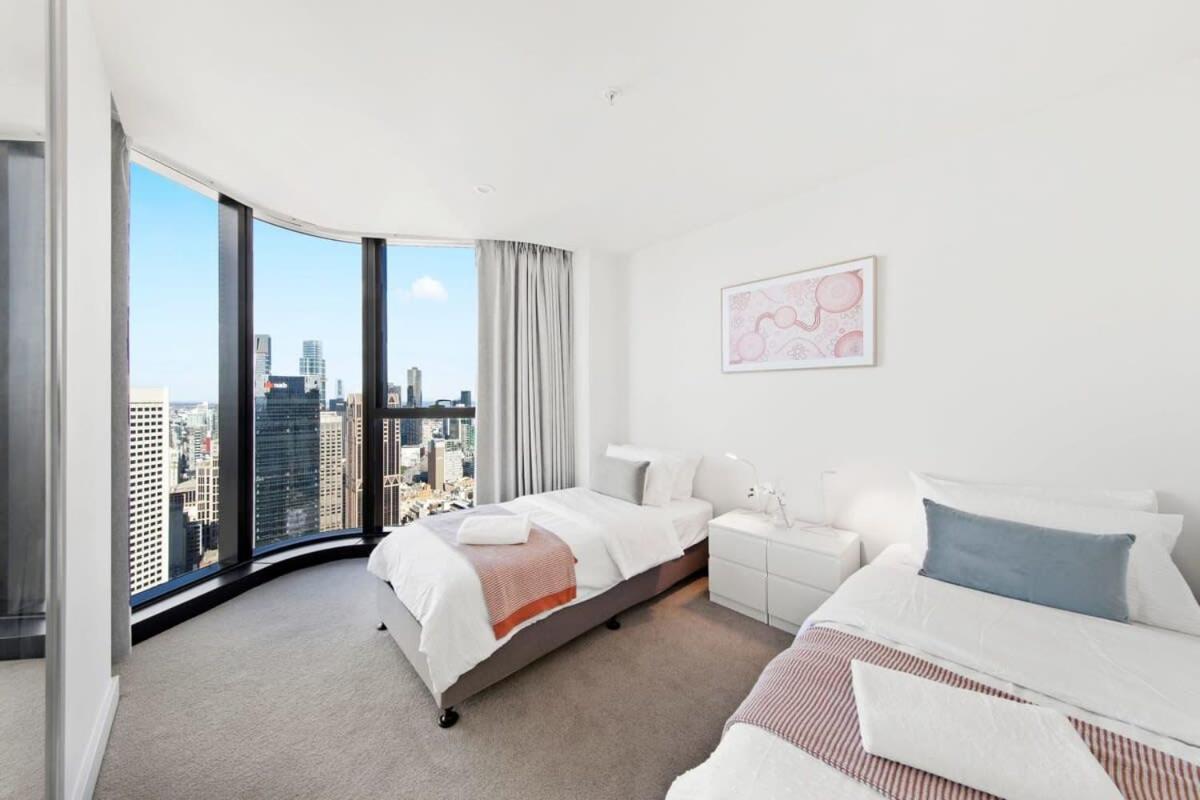 A 3br Next To Free Parking