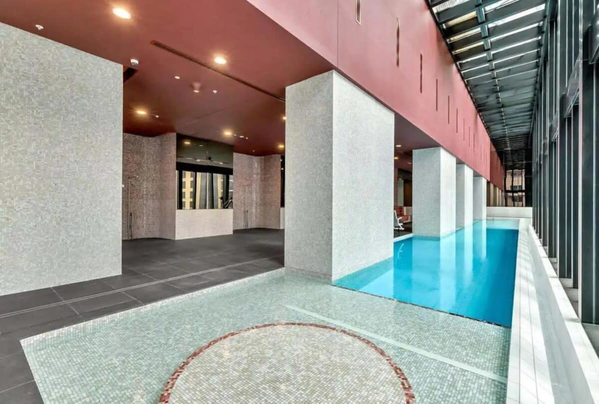 Apartment A 3br Next To Free Parking *