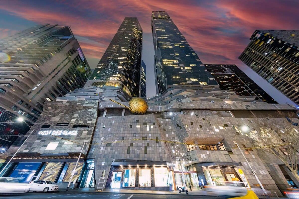 A Lux & Modern Next To Southern Cross Station Apartment
