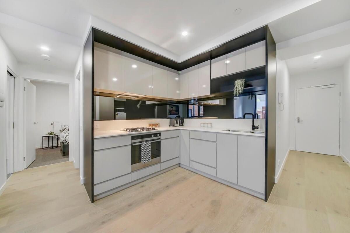 A Comfy 2br 5-min Walk To Apartment