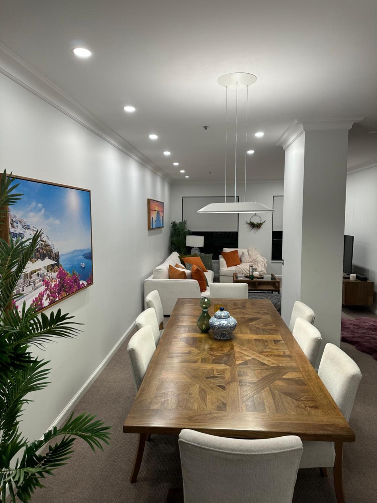Private 1 Bed With Bathroom In A 3 Bed - Melb Cbd, Regency Towers - Free Parking, Wifi And Pool Apartment