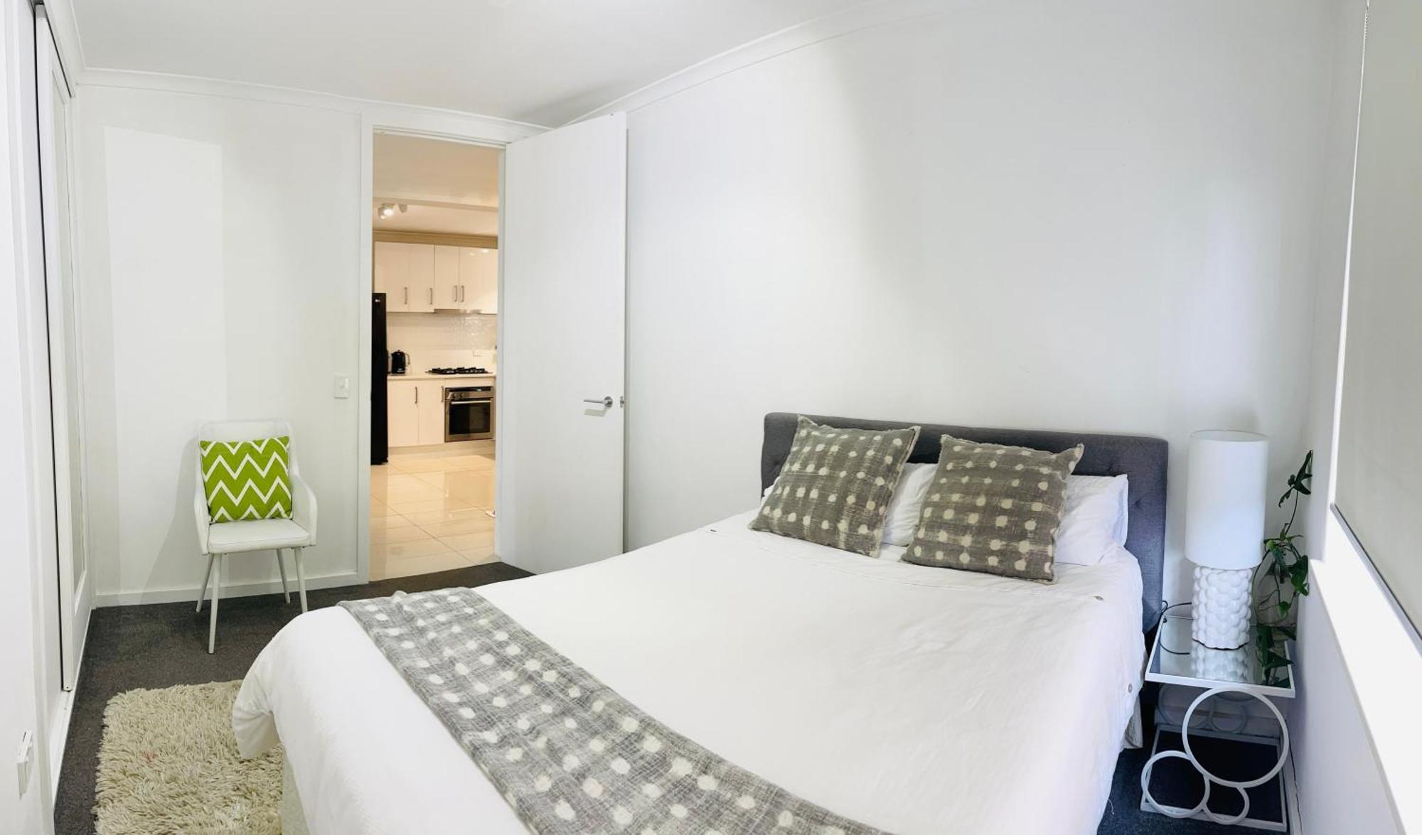 D101 Charming Apartment- Free Parking Holiday home