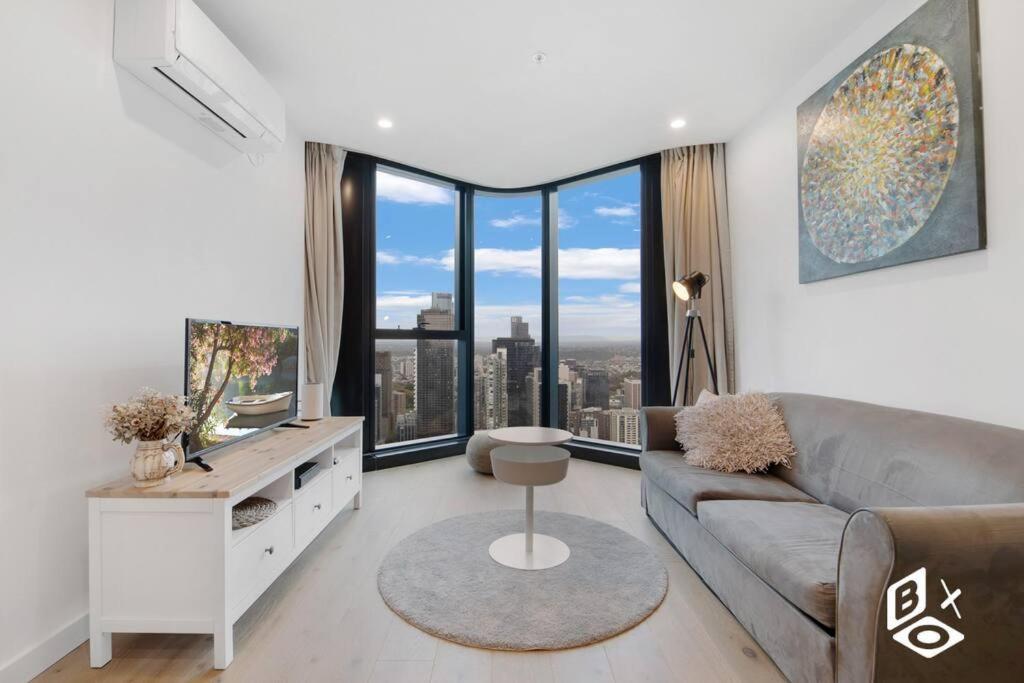 Rest Collection Highrise At Apartment *