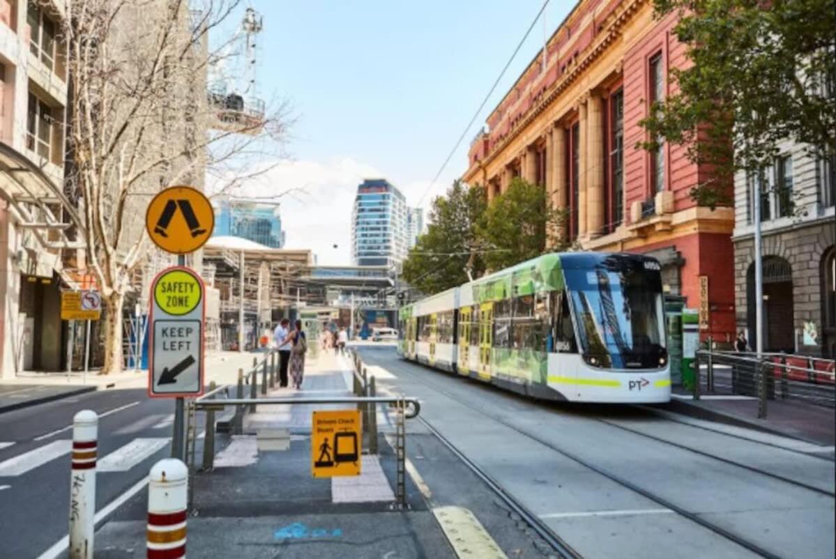 Apartment Penthouse In Melb Cbd Perfect Location *