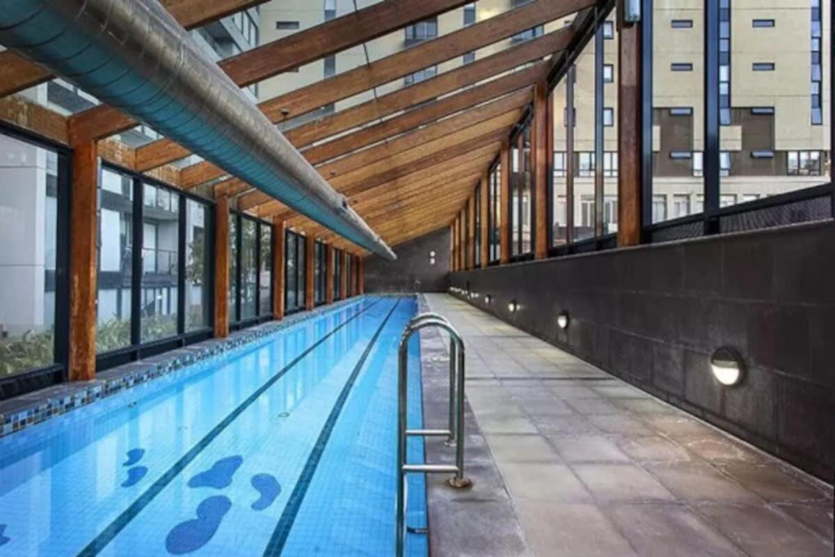 Apartment Penthouse In Melb Cbd Perfect Location *
