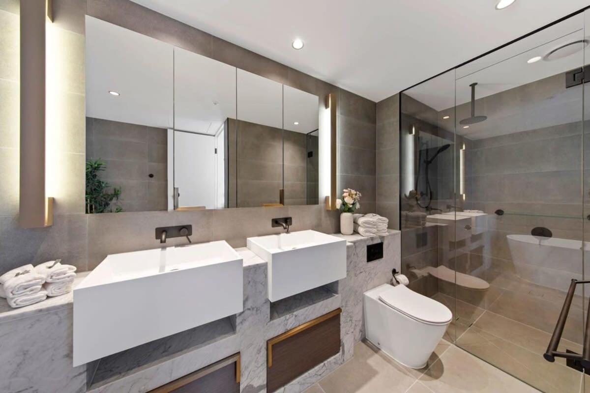Apartment A Cozy 3br With Panoramic Views Free Parking Melbourne